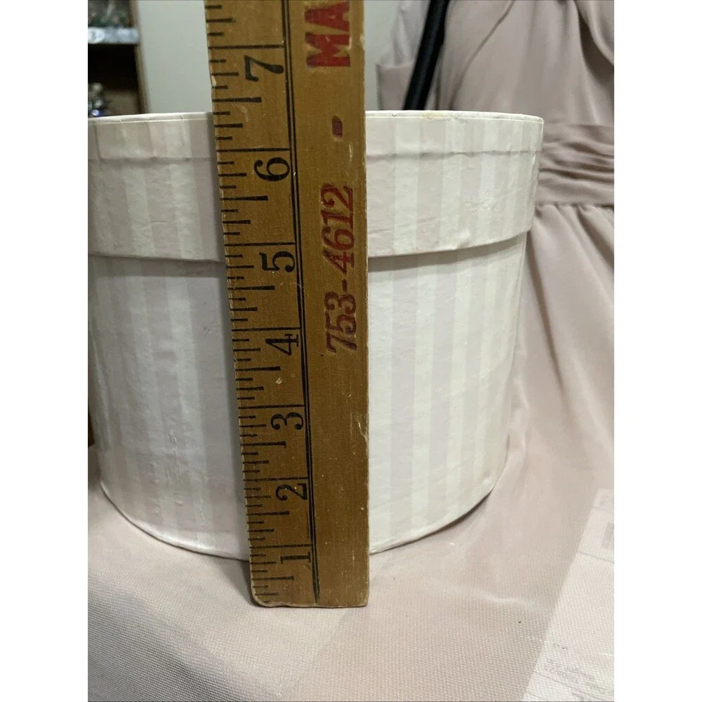 Damaged Faded Vintage Victoria’s Secret Small Hat Box Or Display Prop